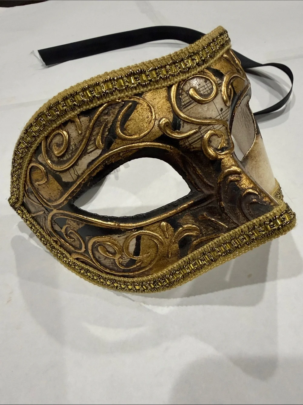 Gold Venetian Masquerade Eye Mask